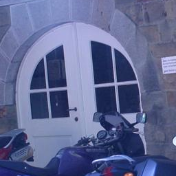 in_color_256x256.png in_color_256x256.png